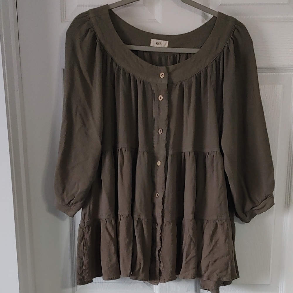Ott Women's 1X Loose Fit Olive Green Button-Up Tiered Blouse Babydoll Boho-Chic